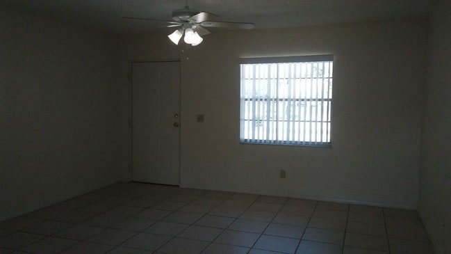 Building Photo - 2167 SE Lennard Rd
