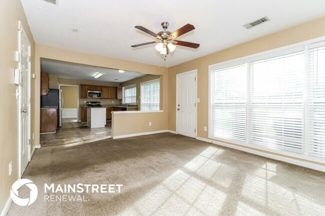 Foto del edificio - 835 Eagle Creek Dr NW