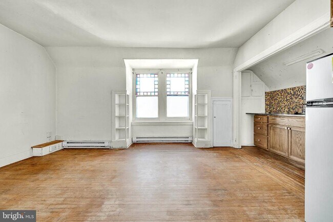 Foto del edificio - 1020 W Main St