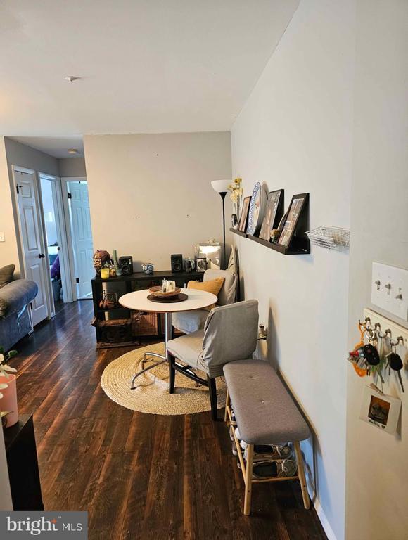 Foto del edificio - 18409 Guildberry Dr