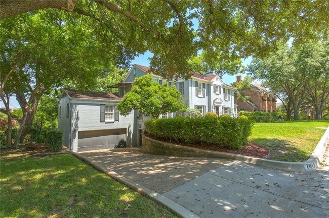 Foto del edificio - 2817 Alton Rd