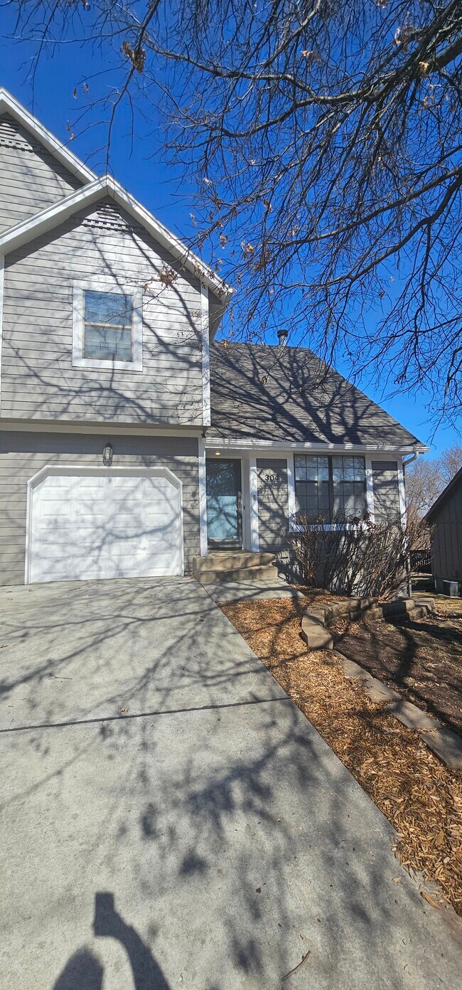 Foto del edificio - 304 W 132nd St