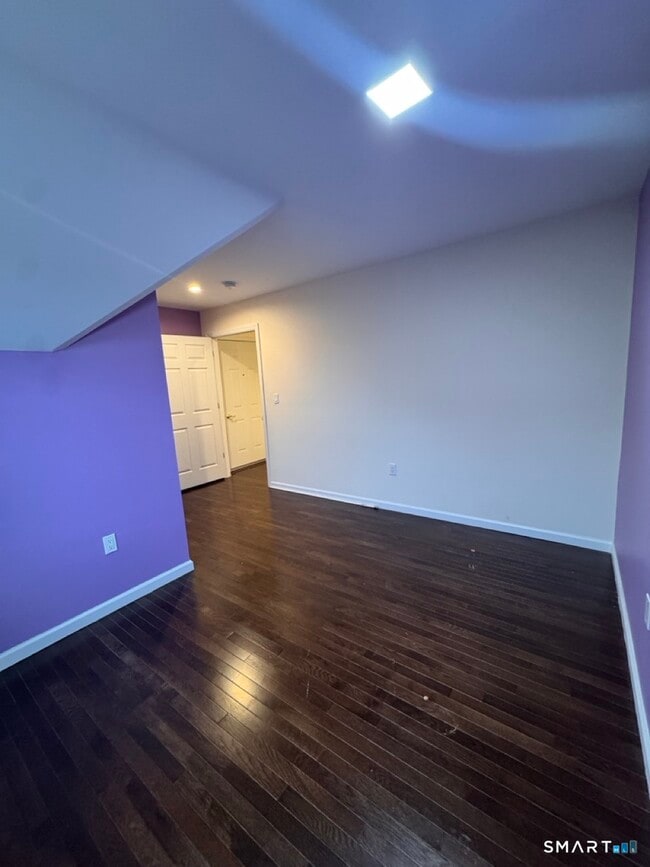 Foto del edificio - 18 Soundview Ave