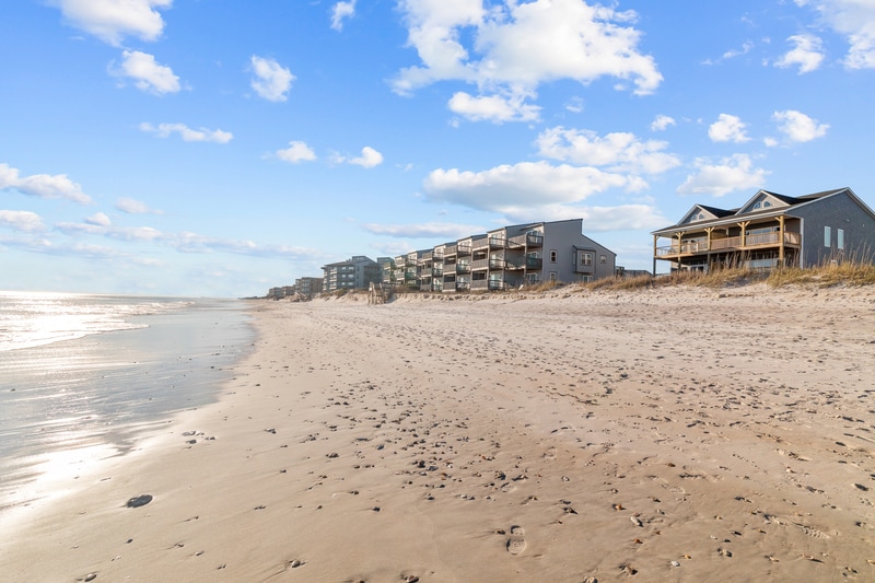 Primary Photo - 1942 New River Inlet Rd