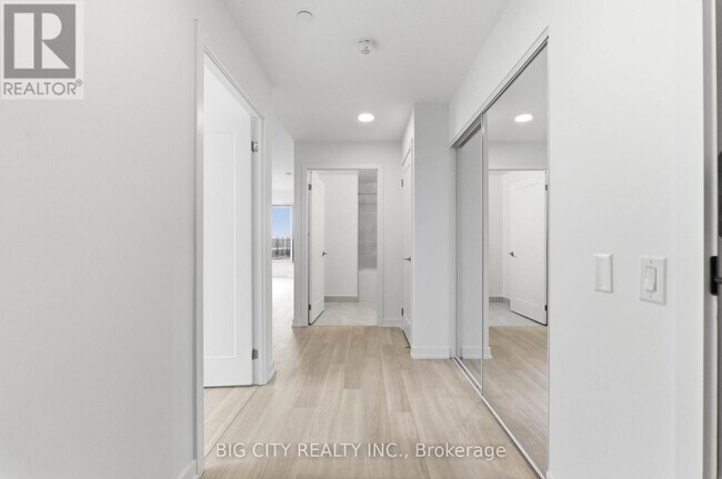 Building Photo - 9763 Markham Rd