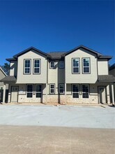 Building Photo - 23445 Mc Spadon Rd