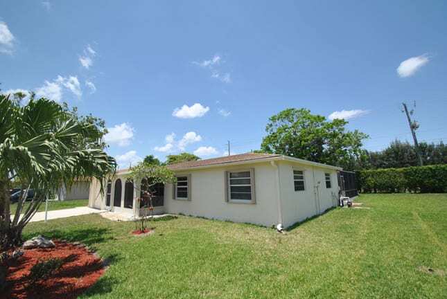 Building Photo - 4595 Addison St