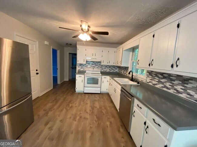 Foto del edificio - 1078 Norris Lake Dr