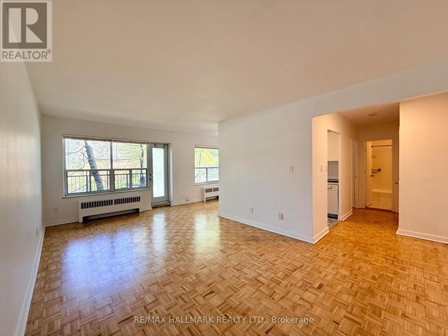 Building Photo - 30 Upper Canada Dr