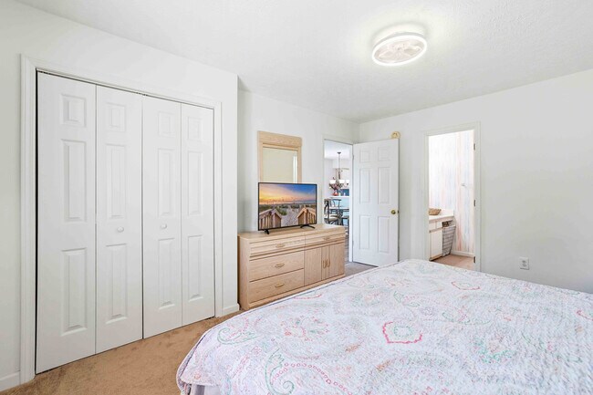 Foto del edificio - 510 White River Dr