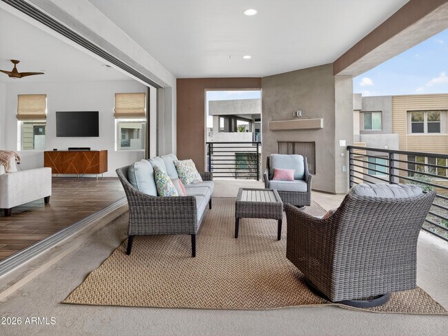 Foto del edificio - 11673 N 136th St