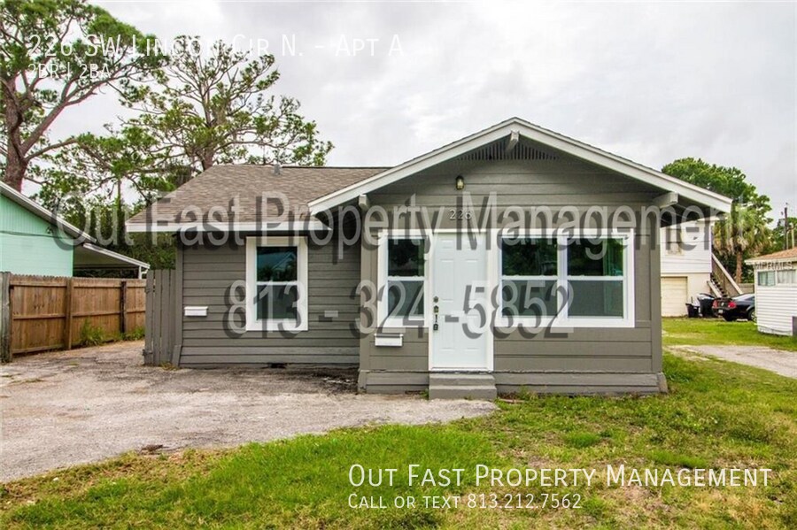 Primary Photo - 226 SW Lincoln Cir N