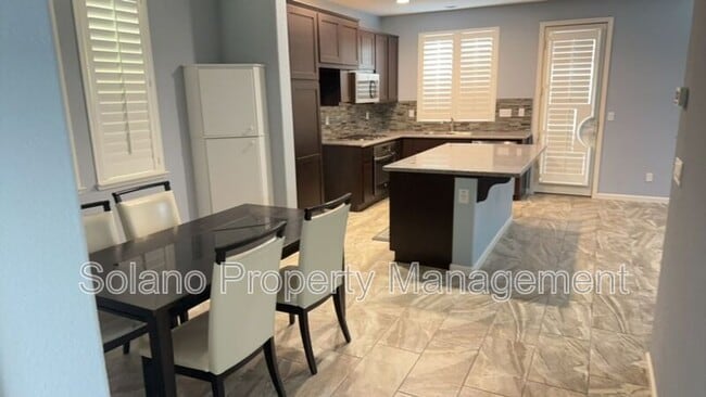 Building Photo - 5295 Gramercy Cir