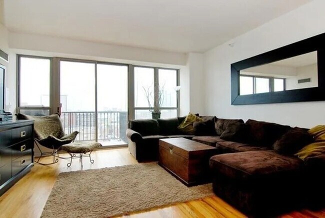 Foto del edificio - 1717 S Prairie Ave