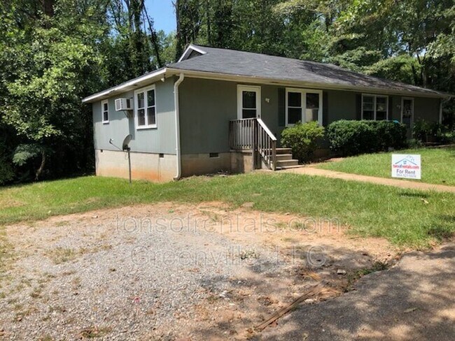 Foto del edificio - 333 Quiet Acres Dr