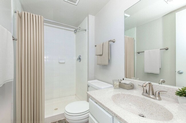 Interior Photo - Palm Desert Apartments