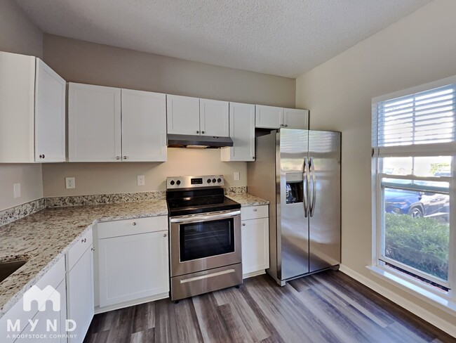 Foto del edificio - 6454 Mallard View Ln