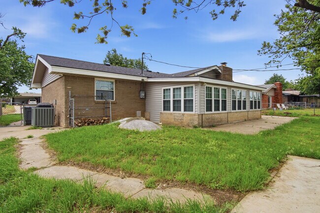 Foto del edificio - 3717 N Eagle Ln