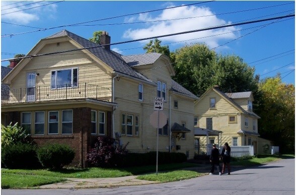 60 Freund- Front y Side - 60 Freund St