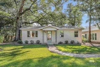 Building Photo - 357 Azalea St