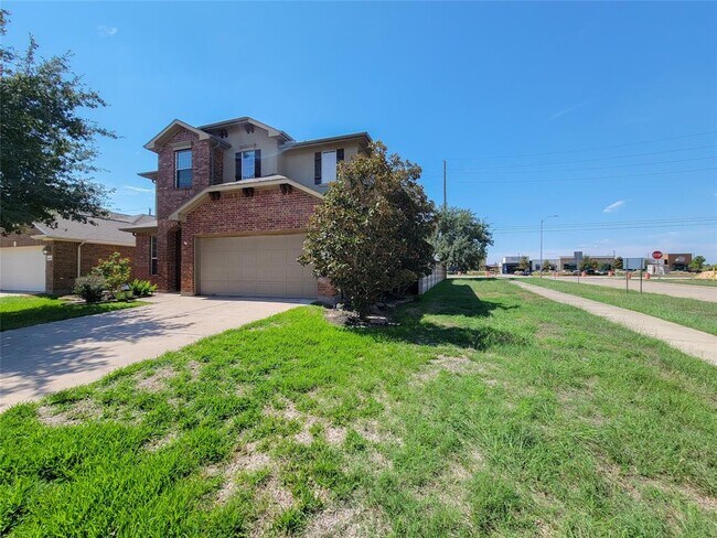 Building Photo - 6426 Tea Tree Dr