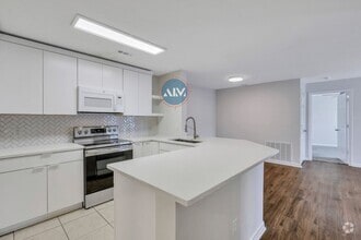 Building Photo - 100 Kensington Blvd