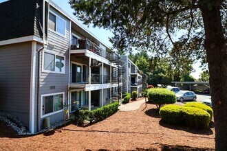 Building Photo - 11730 SW Bel Aire Ln
