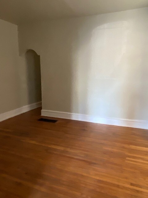 Dining Room - 3214 West Diamond street