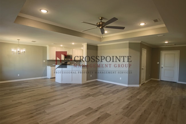 Foto del edificio - Beautiful 3 Bedroom 2 Bathroom Townhouse in South Tyler!