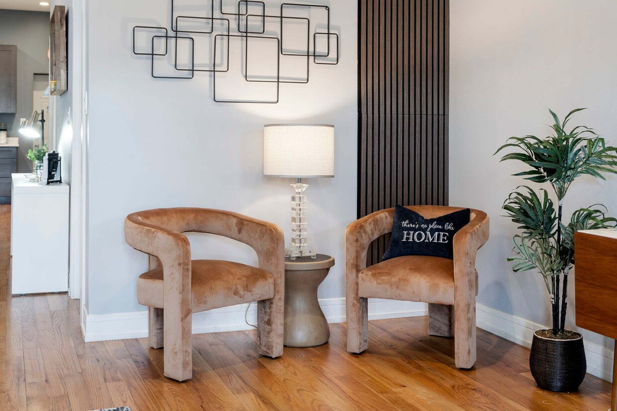 Foto principal - 108 S Paulina St