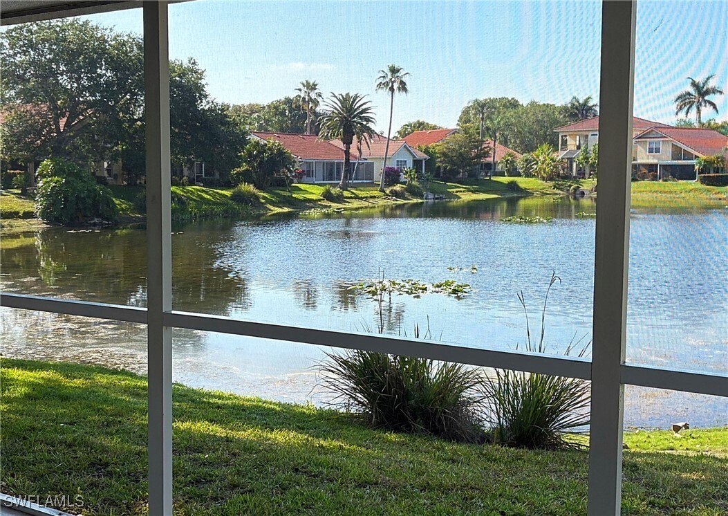 Foto principal - 4907 Europa Dr