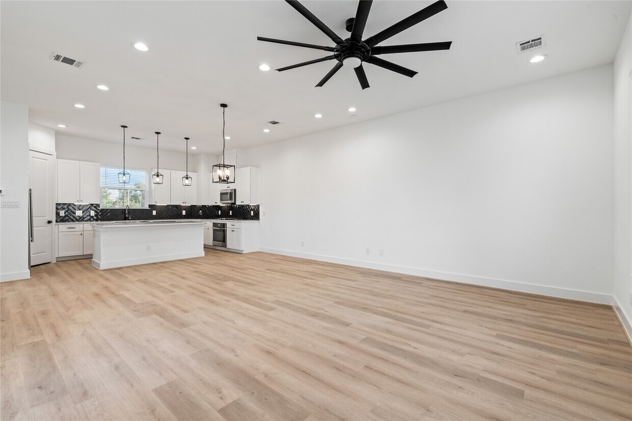 Foto principal - 4039 Buck St