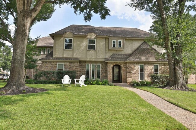 Foto del edificio - 9203 Godstone Ln