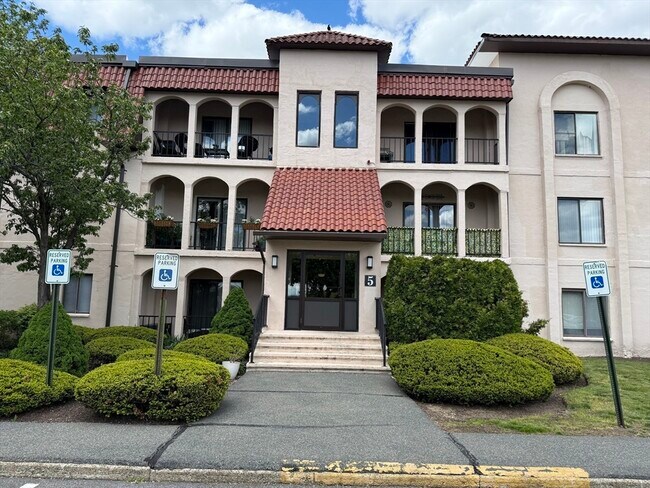Foto del edificio - 685 Oak St