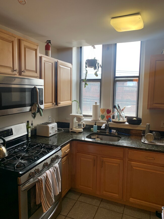 Foto del edificio - 842 Beacon St