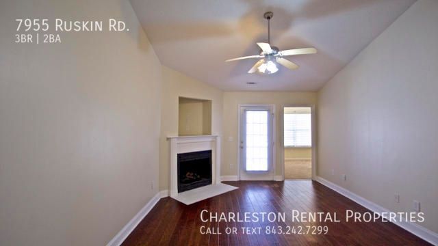Foto del edificio - 7955 Ruskin Rd