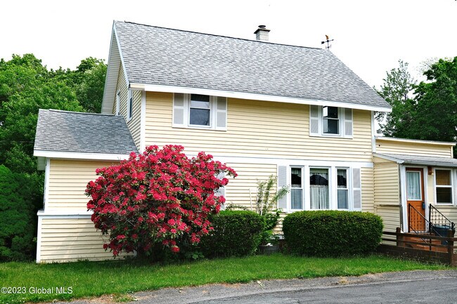 Building Photo - 1 Linden Ave