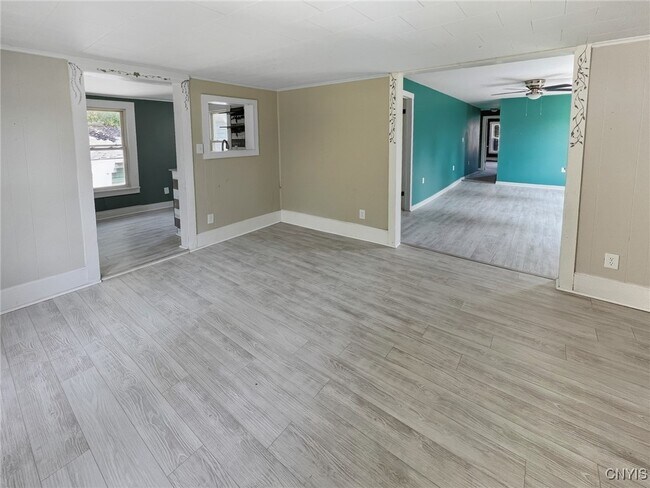 Foto del edificio - 262 W 4th St S