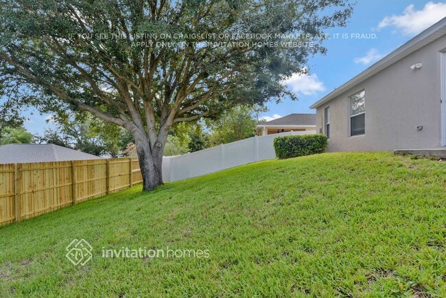 Building Photo - 170 China Berry Cir