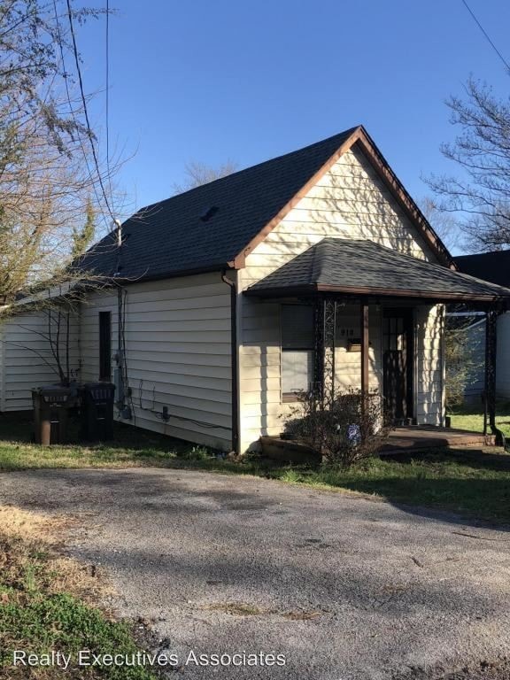 Building Photo - 2 br, 1 bath House - 910 Minnesota Avenue