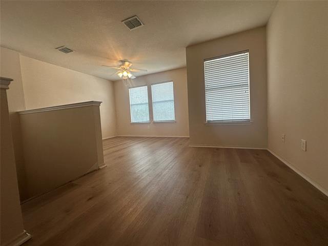 Foto del edificio - 2900 Windhaven Dr