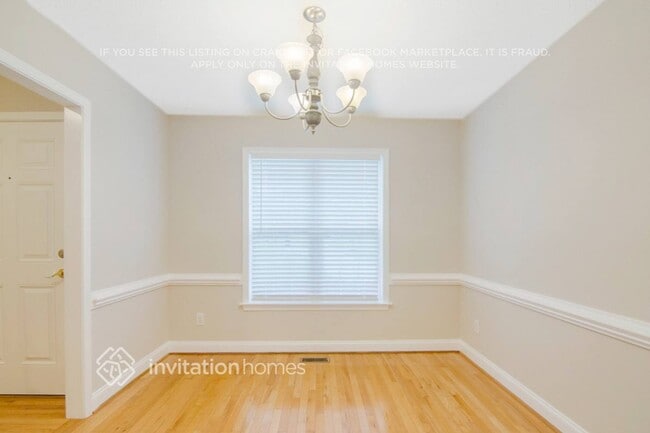 Building Photo - 152 Saleen Dr