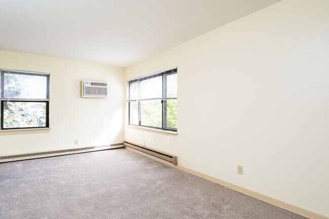 Foto del interior - California Drive Apartments