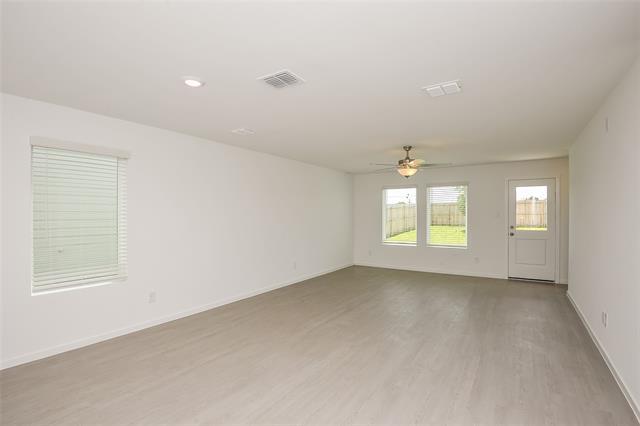 Foto del edificio - 2749 Mistwood Drive