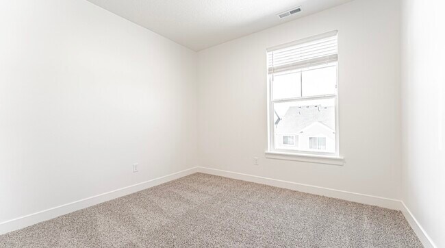 Foto del edificio - 898 Hemsworth Wy