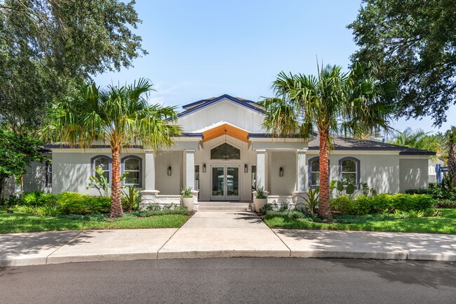 Building Photo - Timucuan Lakeside