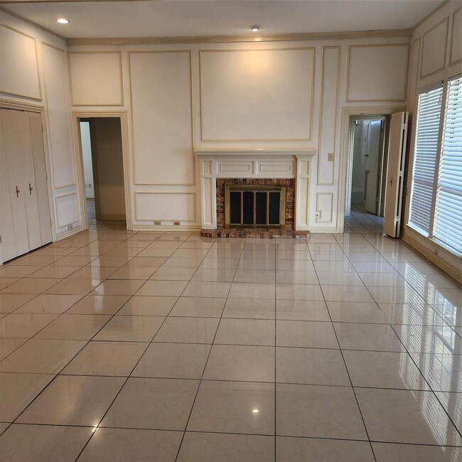 Foto del edificio - 7303 Williamswood Dr