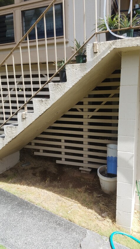 Foto del edificio - 2664 Ipulei Pl