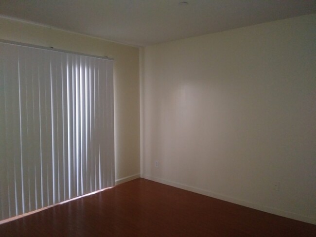 Building Photo - 516 Glenrock Ave
