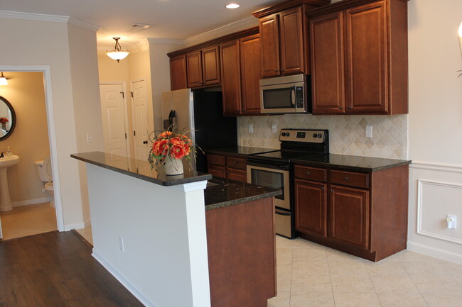 Kitchen - 4709 Jordan Xing